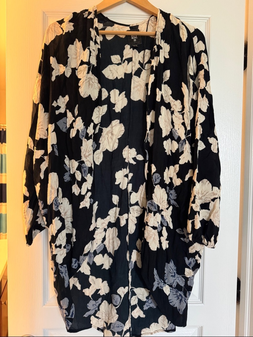 Billabong Black and White Floral Tunic